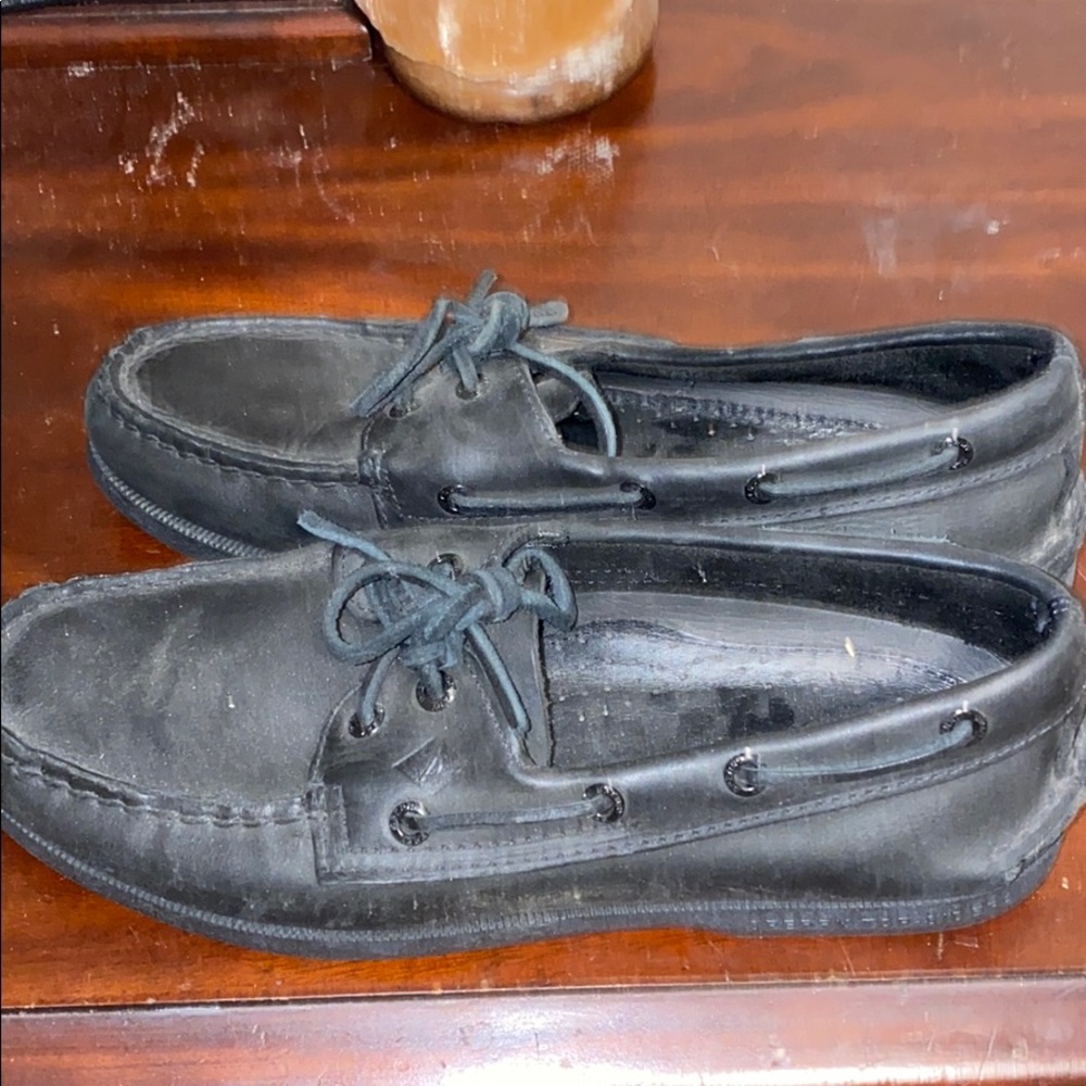 Black Sperrys 8.5